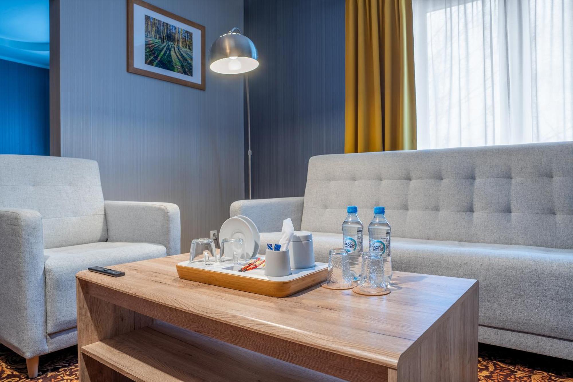 Hotel Kuznia Napoleonska Teresin Екстер'єр фото